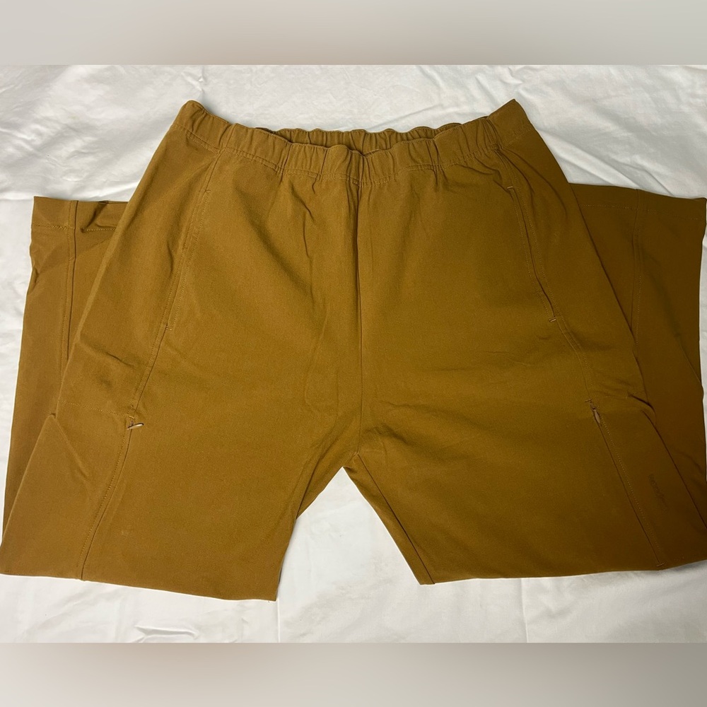 Wonder Roam Free Pant in Ochre, Size Large